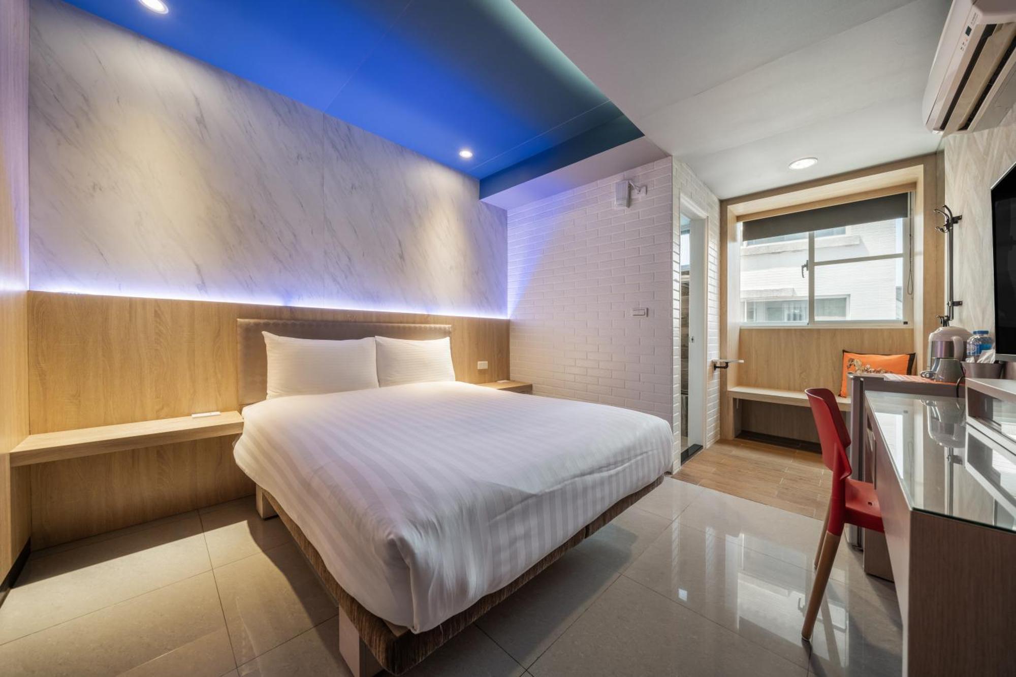 S&E Hotel Tainan Extérieur photo