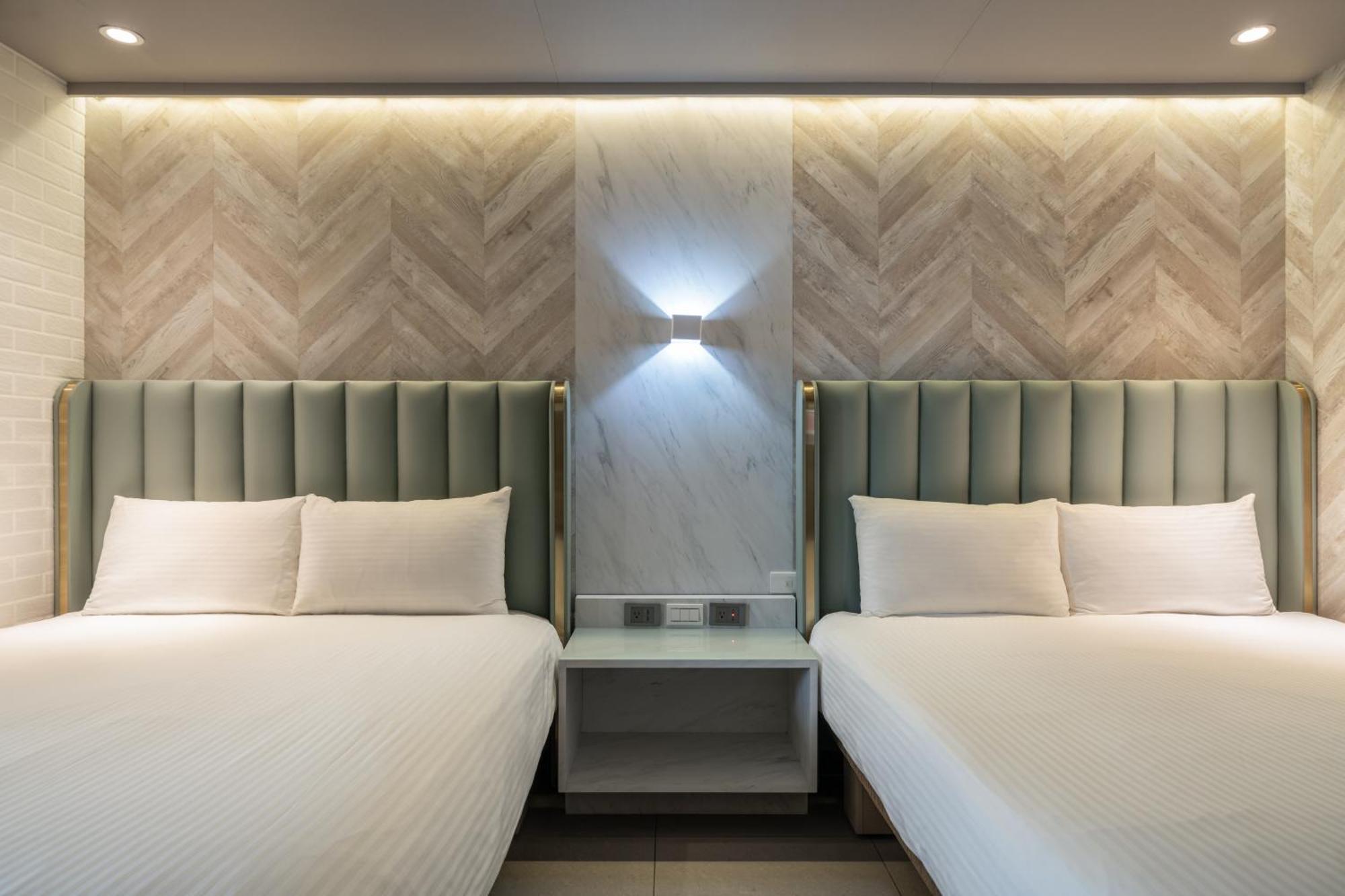 S&E Hotel Tainan Extérieur photo